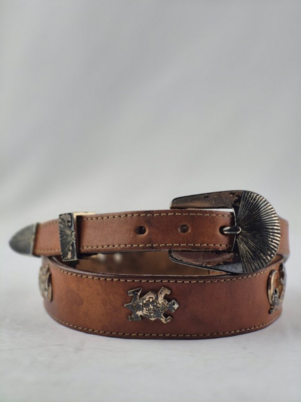 Vintage Silver Creek Southwestern Animal Concho Brown Leather Belt Cowgirl Rodeo
